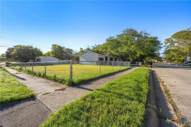 1002 Houston Street, Killeen, TX 76541