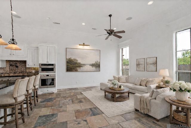 13720 Quail Grove Ave, Baton Rouge, LA 70809