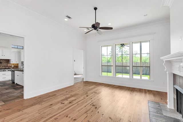 13720 Quail Grove Ave, Baton Rouge, LA 70809