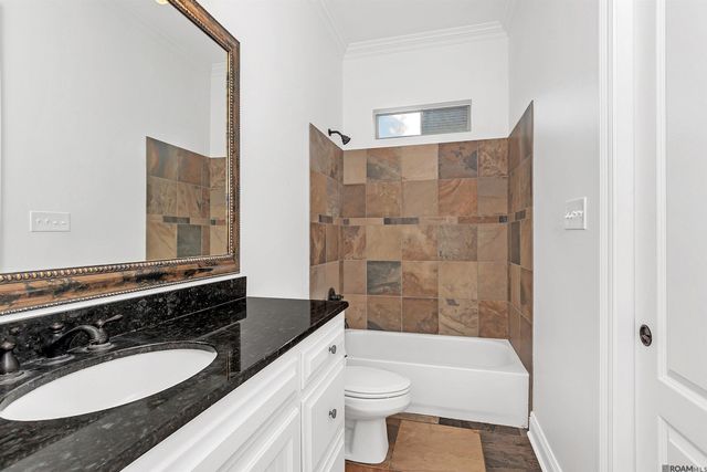 13720 Quail Grove Ave, Baton Rouge, LA 70809
