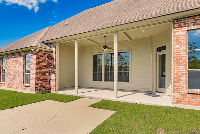 13720 Quail Grove Ave, Baton Rouge, LA 70809