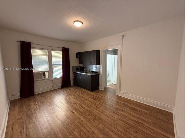 126 Mendoza Avenue 2A, Coral Gables, FL 33134