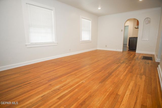 4416 La Luz Avenue Main House, El Paso, TX 79903