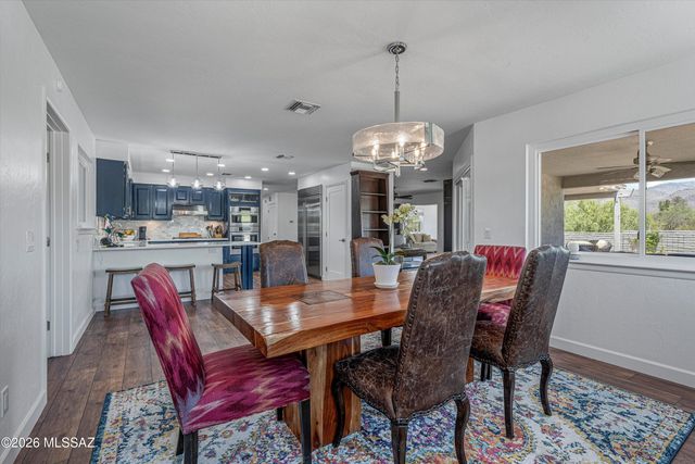 10015 E Fort Lowell Road, Tucson, AZ 85749