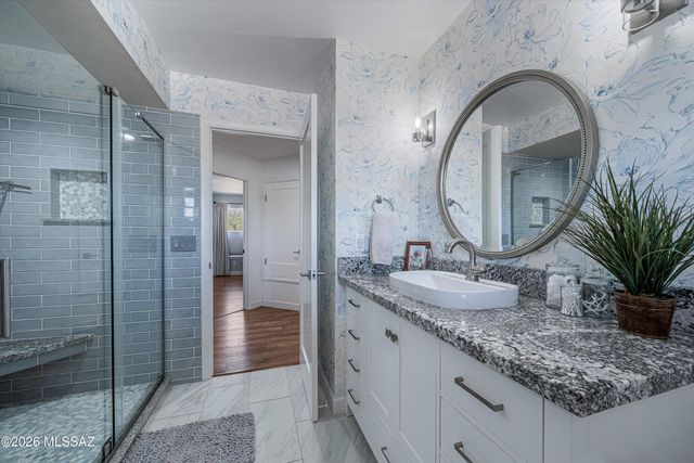 10015 E Fort Lowell Road, Tucson, AZ 85749