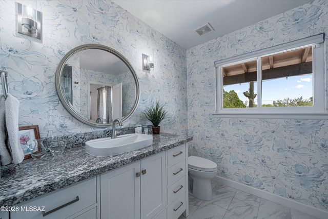 10015 E Fort Lowell Road, Tucson, AZ 85749