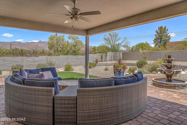 10015 E Fort Lowell Road, Tucson, AZ 85749