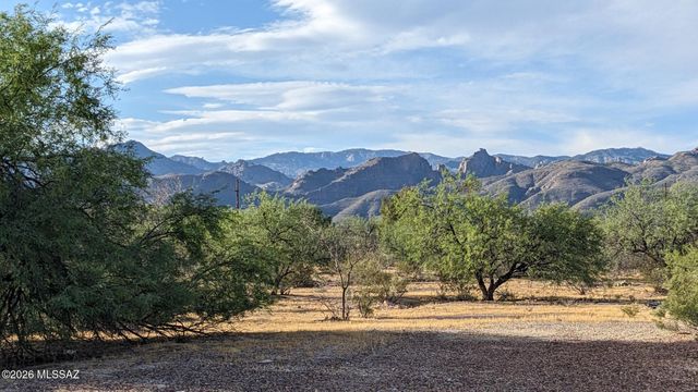 10015 E Fort Lowell Road, Tucson, AZ 85749