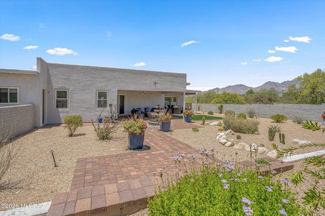 10015 E Fort Lowell Road, Tucson, AZ 85749