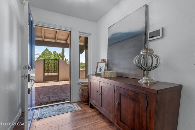 10015 E Fort Lowell Road, Tucson, AZ 85749