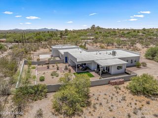 10015 E Fort Lowell Road, Tucson, AZ 85749