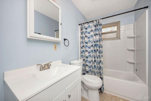 9125 Tag Drive, Springfield Twp., OH 45231