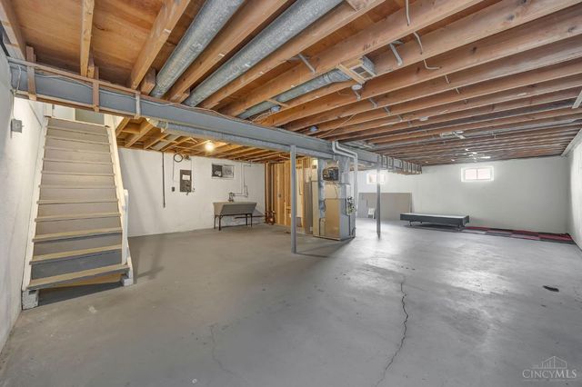 9125 Tag Drive, Springfield Twp., OH 45231