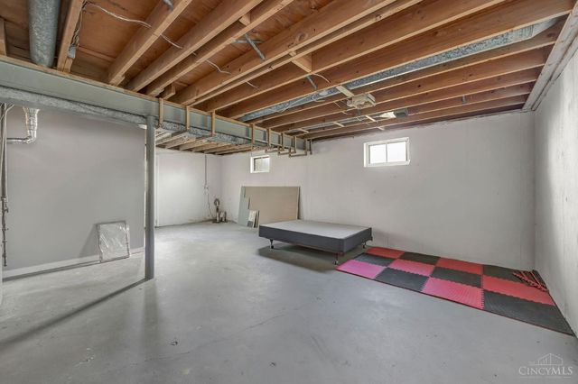 9125 Tag Drive, Springfield Twp., OH 45231