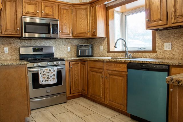 27 Club House Road, Coventry, RI 02816