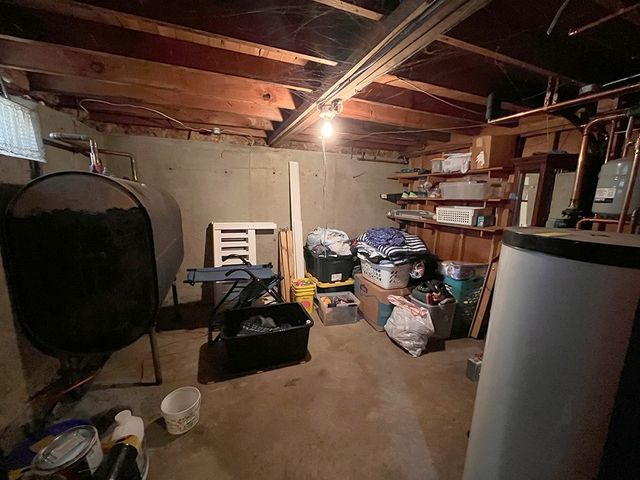 27 Club House Road, Coventry, RI 02816