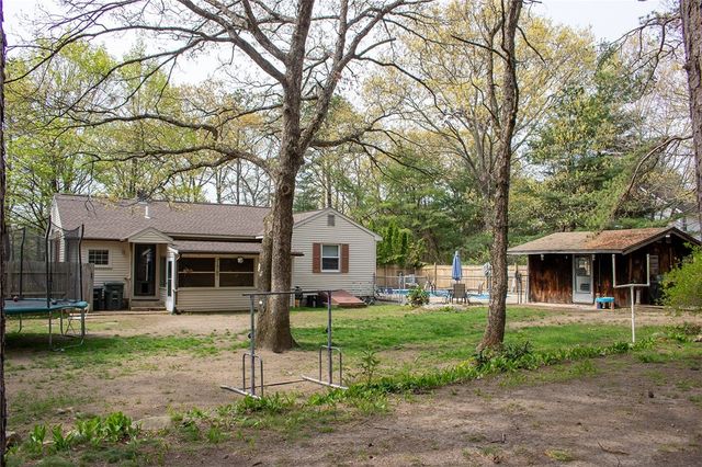 27 Club House Road, Coventry, RI 02816
