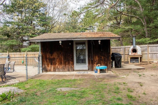27 Club House Road, Coventry, RI 02816