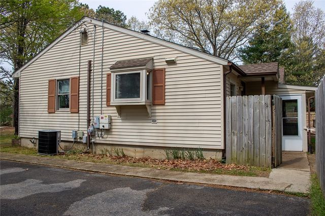 27 Club House Road, Coventry, RI 02816