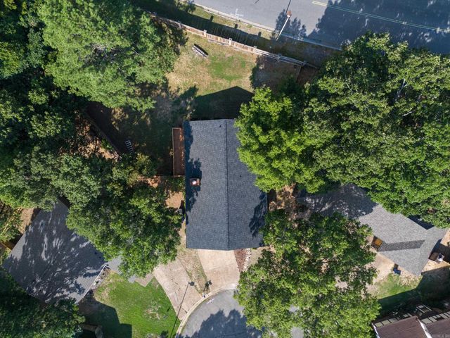 5 Random Oaks Cove, Maumelle, AR 72113
