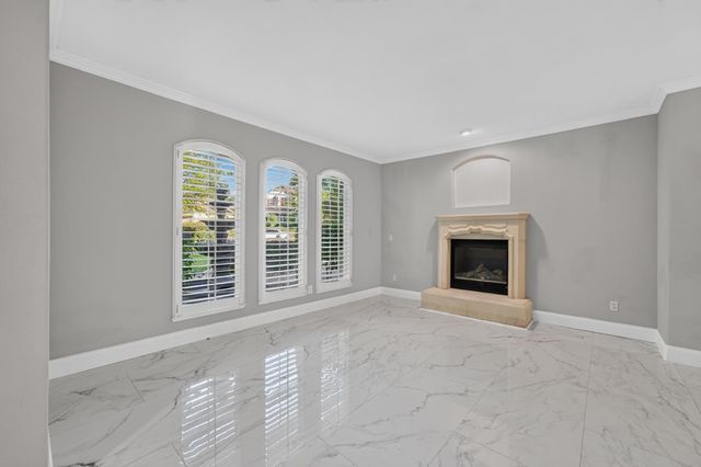 360 Allenwood Ct, Roseville, CA 95746