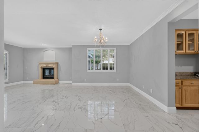 360 Allenwood Ct, Roseville, CA 95746