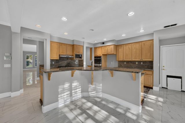 360 Allenwood Ct, Roseville, CA 95746