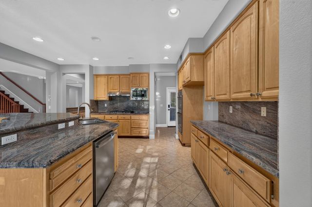 360 Allenwood Ct, Roseville, CA 95746