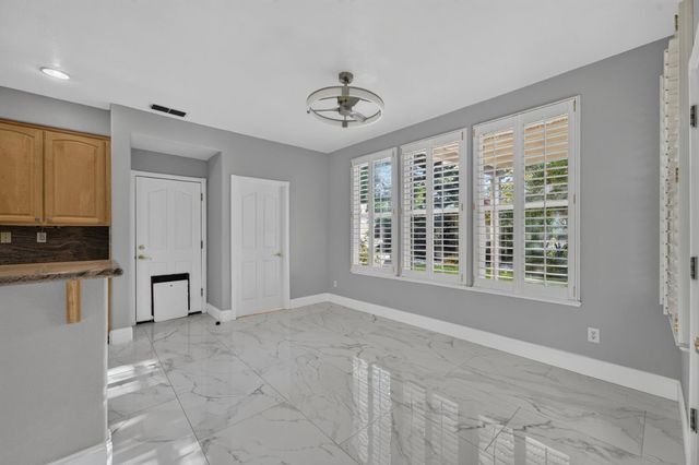 360 Allenwood Ct, Roseville, CA 95746
