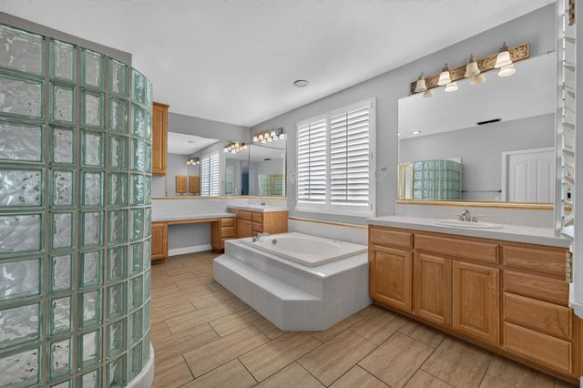 360 Allenwood Ct, Roseville, CA 95746