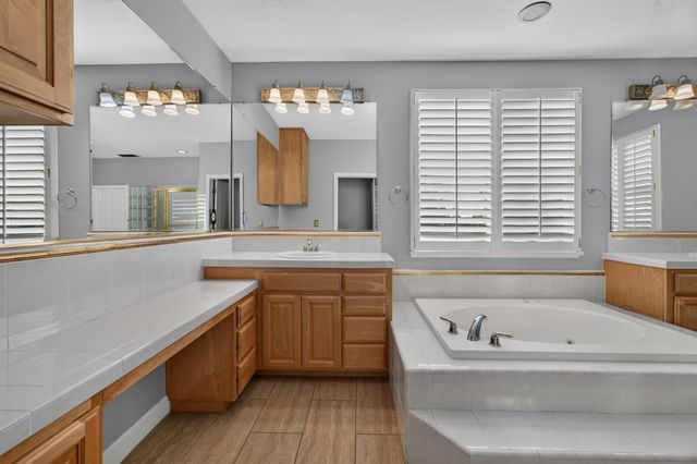 360 Allenwood Ct, Roseville, CA 95746