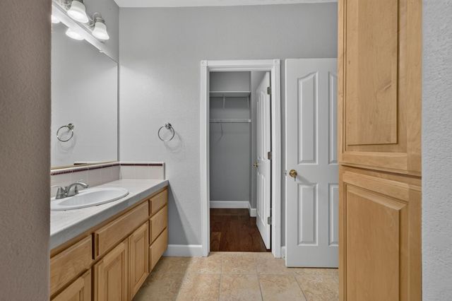 360 Allenwood Ct, Roseville, CA 95746