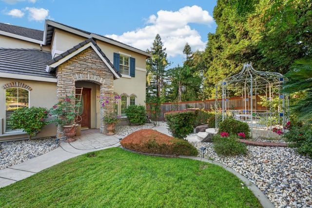 360 Allenwood Ct, Roseville, CA 95746