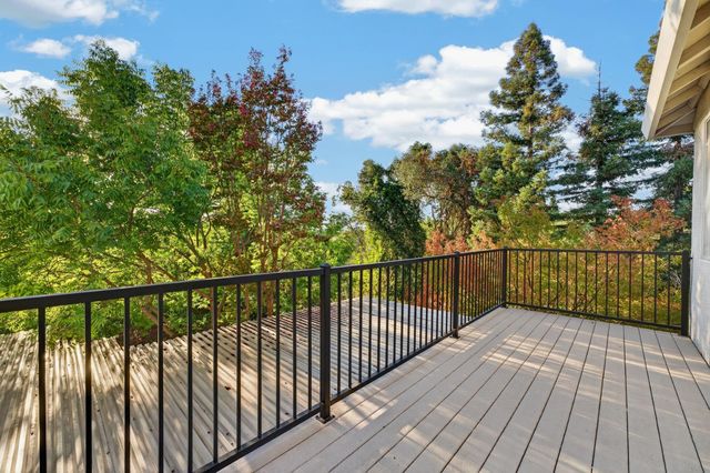 360 Allenwood Ct, Roseville, CA 95746