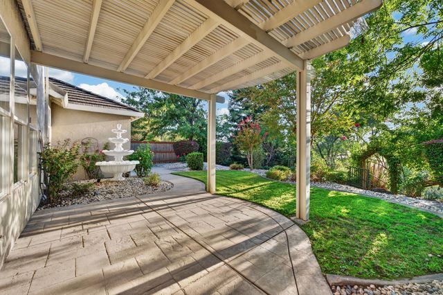 360 Allenwood Ct, Roseville, CA 95746