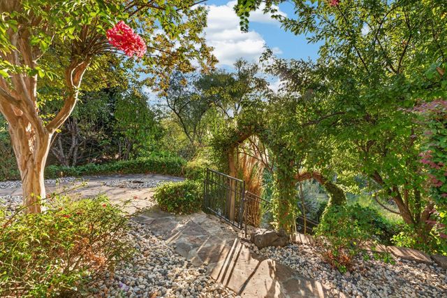 360 Allenwood Ct, Roseville, CA 95746