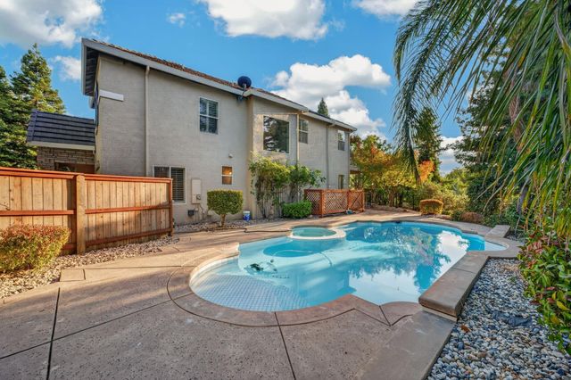 360 Allenwood Ct, Roseville, CA 95746