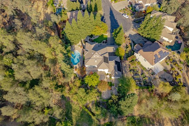 360 Allenwood Ct, Roseville, CA 95746