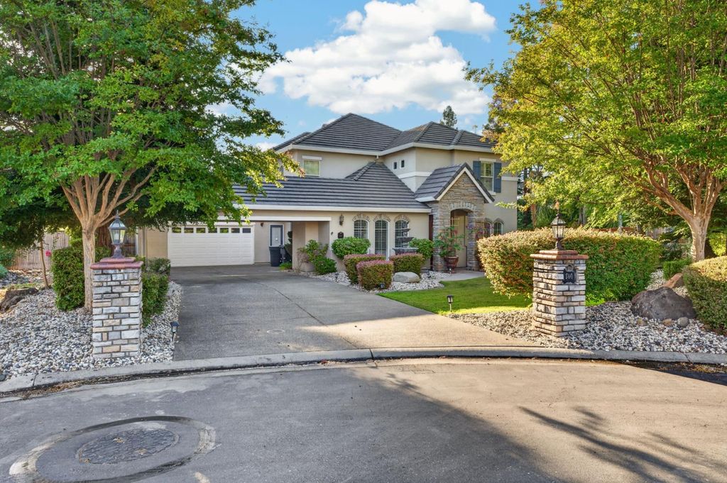 360 Allenwood Ct, Roseville, CA 95746