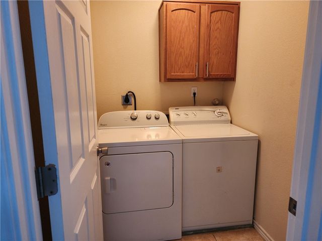 14861 S Padre Island Dr 105, Corpus Christi, TX 78418