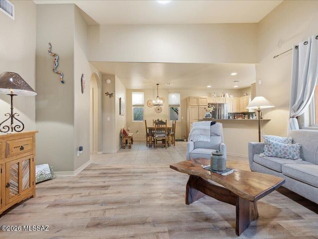 10589 E Marchetti Loop, Tucson, AZ 85747
