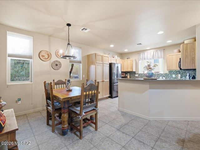 10589 E Marchetti Loop, Tucson, AZ 85747