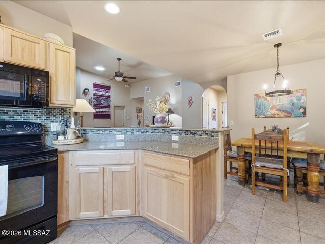 10589 E Marchetti Loop, Tucson, AZ 85747