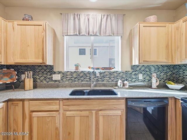 10589 E Marchetti Loop, Tucson, AZ 85747