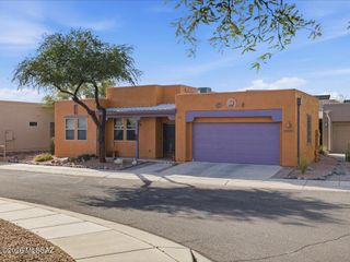 10589 E Marchetti Loop, Tucson, AZ 85747