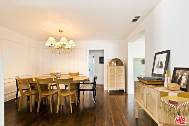 1087 S Plymouth Boulevard, Los Angeles, CA 90019