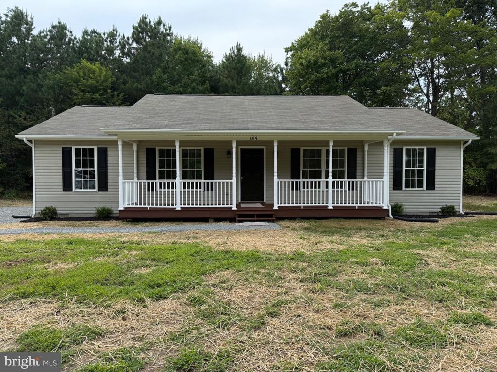 185 WOODBERRY DR, Montross, VA 22520
