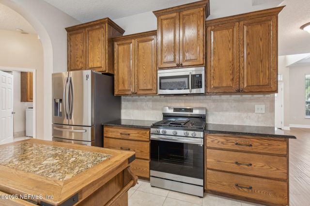 2574 WHISPERING PINES Drive, Fleming Island, FL 32003