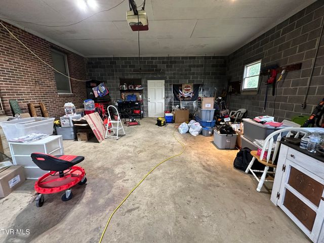 508 Summit Drive, Jonesborough, TN 37659
