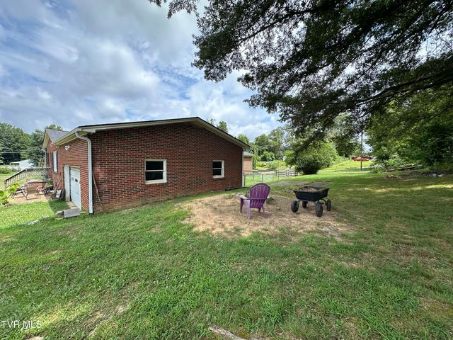 508 Summit Drive, Jonesborough, TN 37659